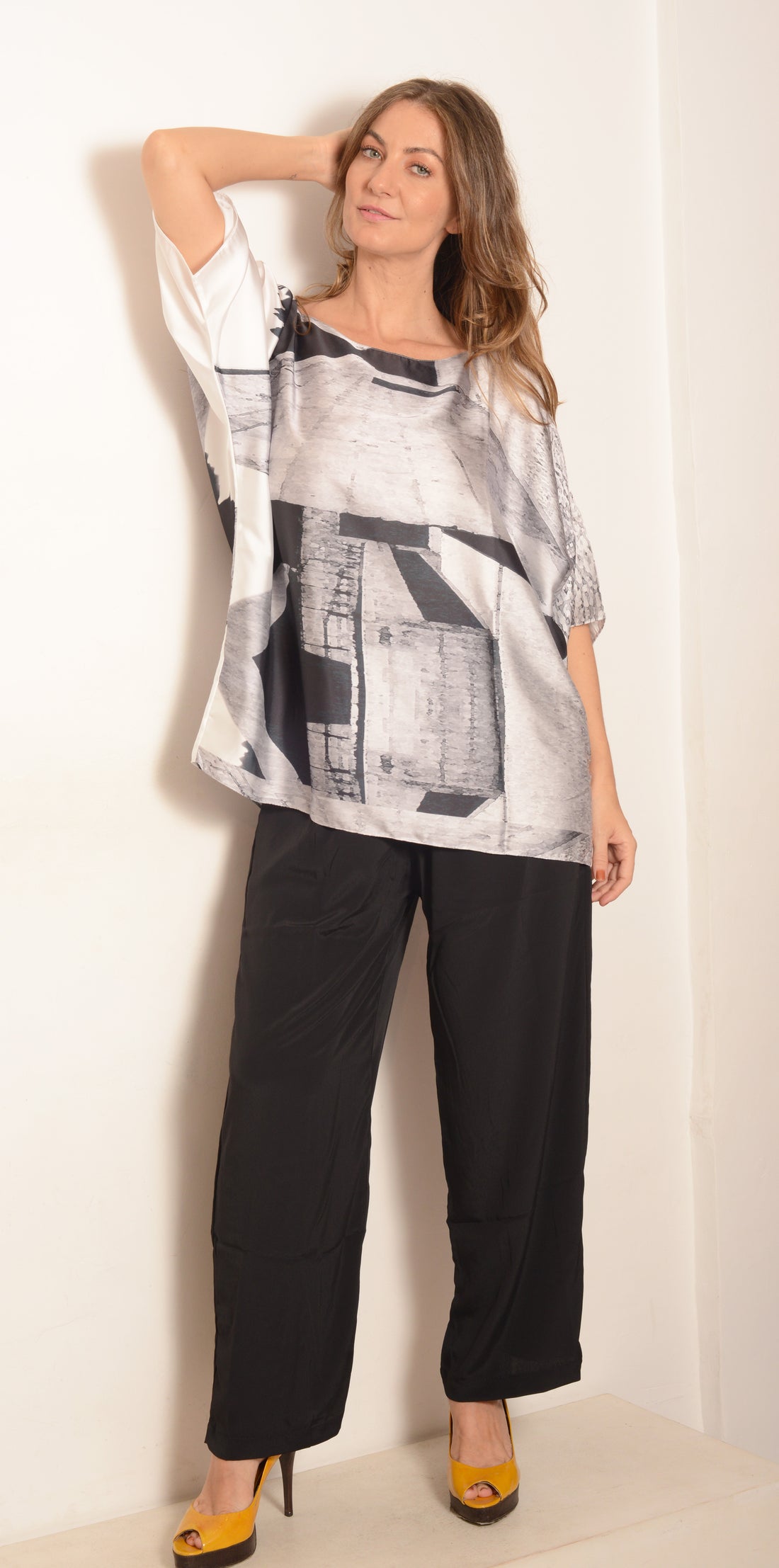 Alessa Straight Trousers Svartar