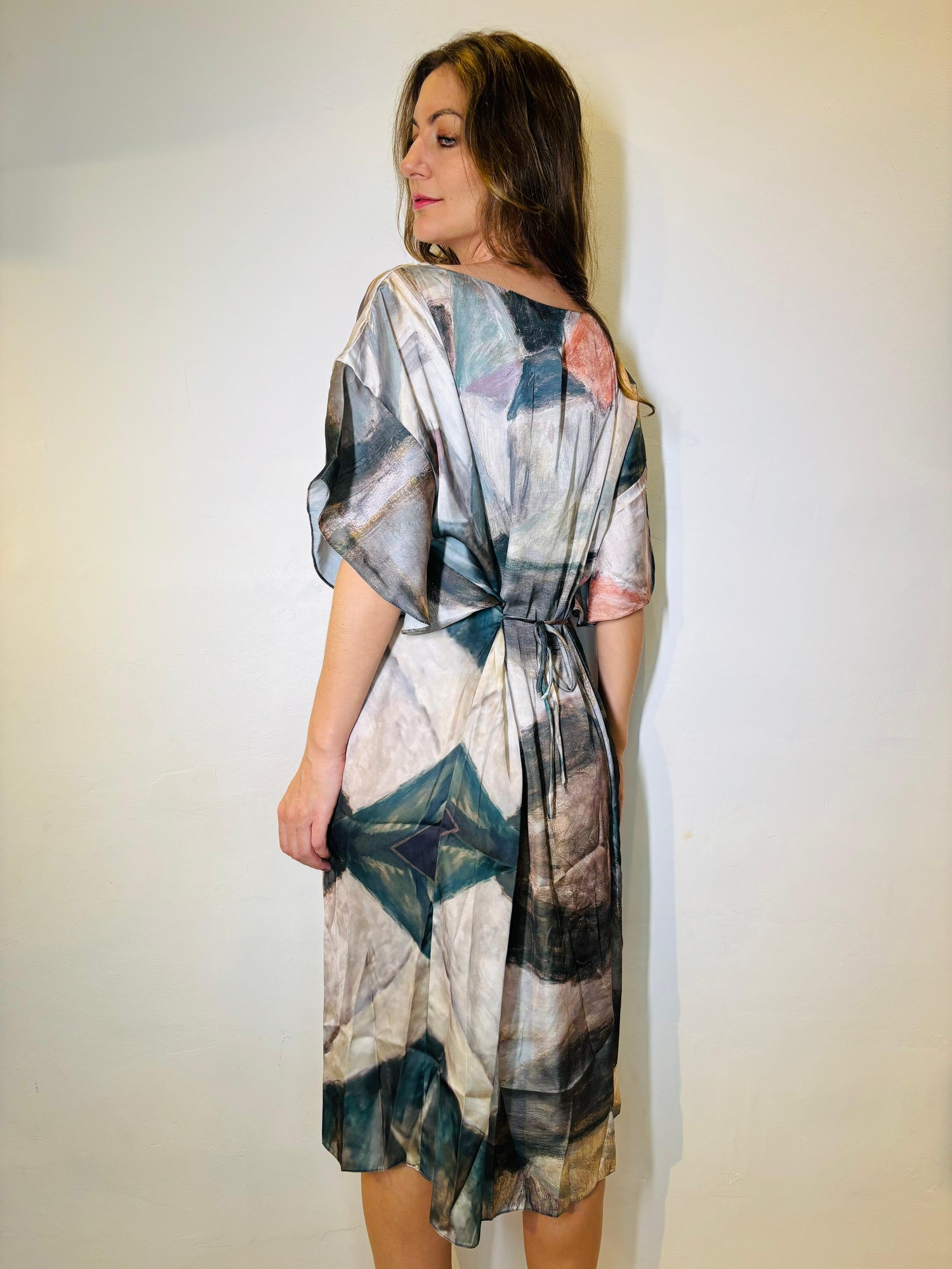 Alessa Long Short Roll Wing Dress Grár