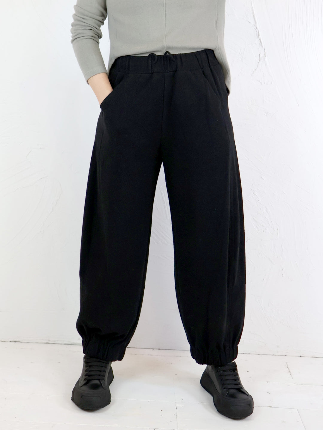 Lurdes Bergada Buxur Svartar 420