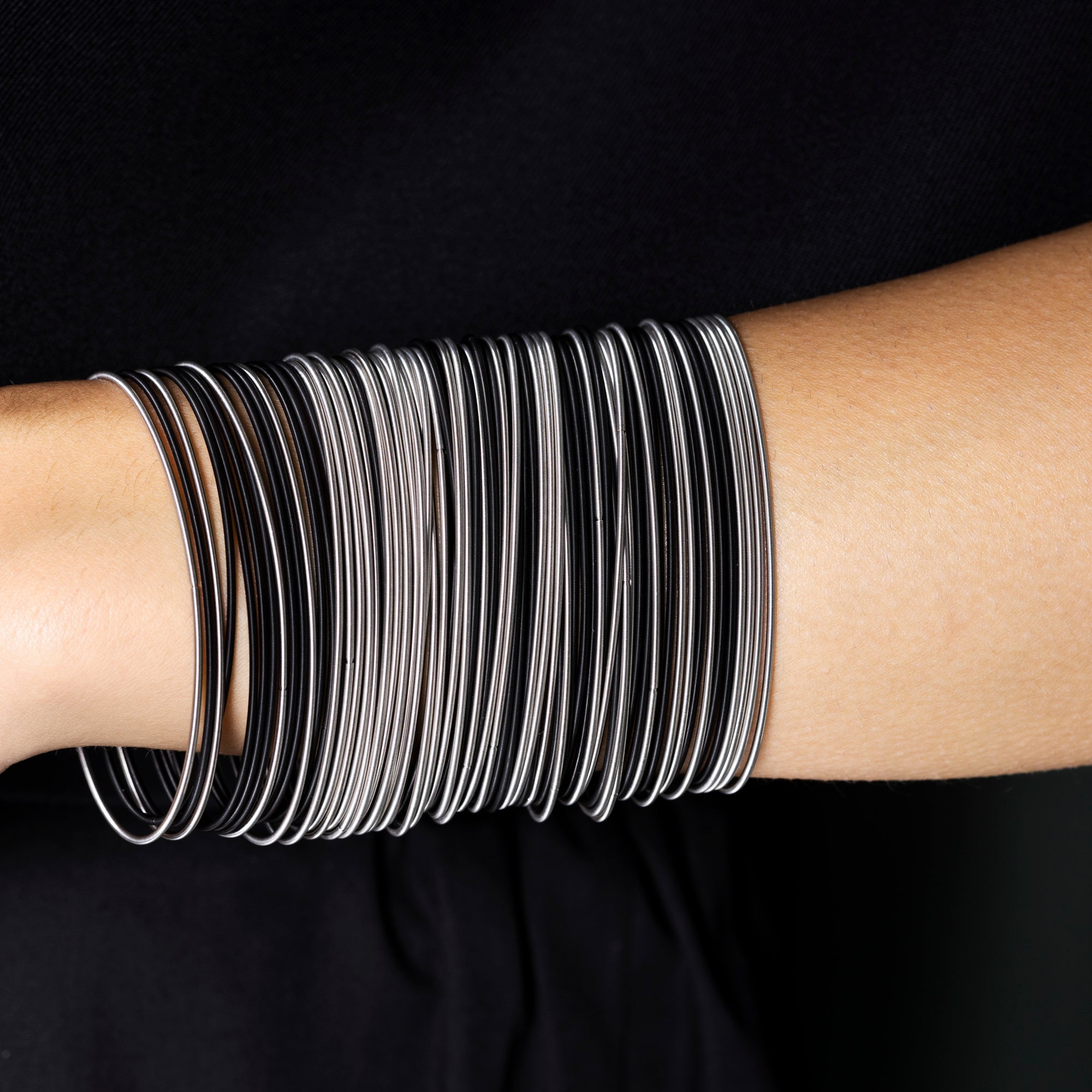 La Mollla Salt og pipar armband svart M